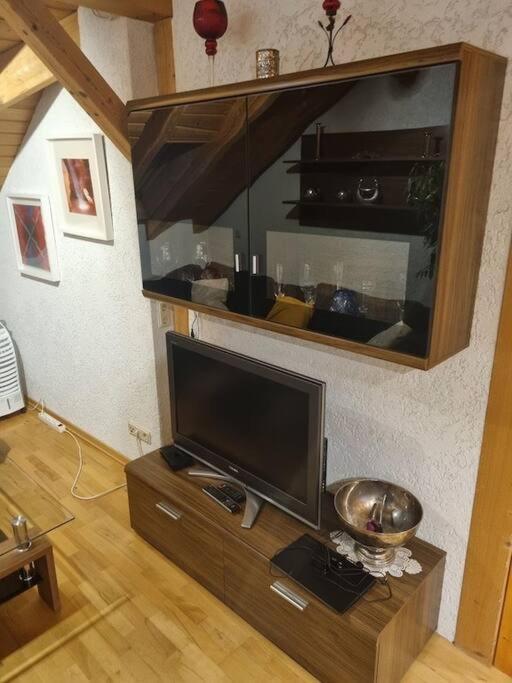 Gemuetliche Dachgeschosswohnung 埃尔福特 外观 照片